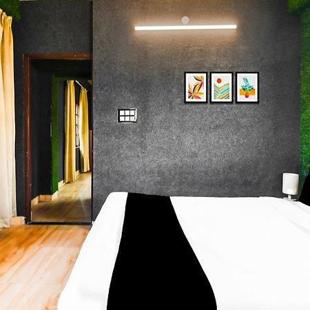 Super Hotel O Champasari Siliguri Formerly Four Fox Suits Panchanai Bagian luar foto