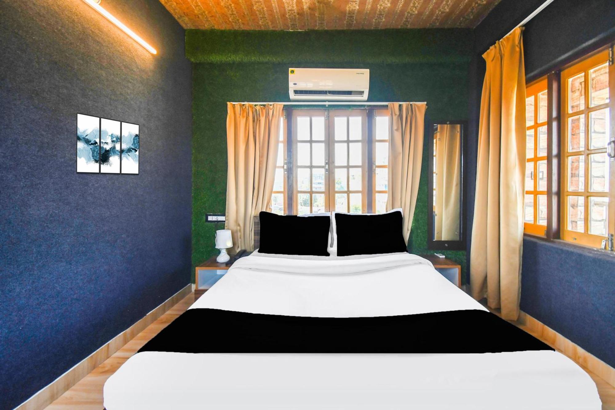 Super Hotel O Champasari Siliguri Formerly Four Fox Suits Panchanai Bagian luar foto